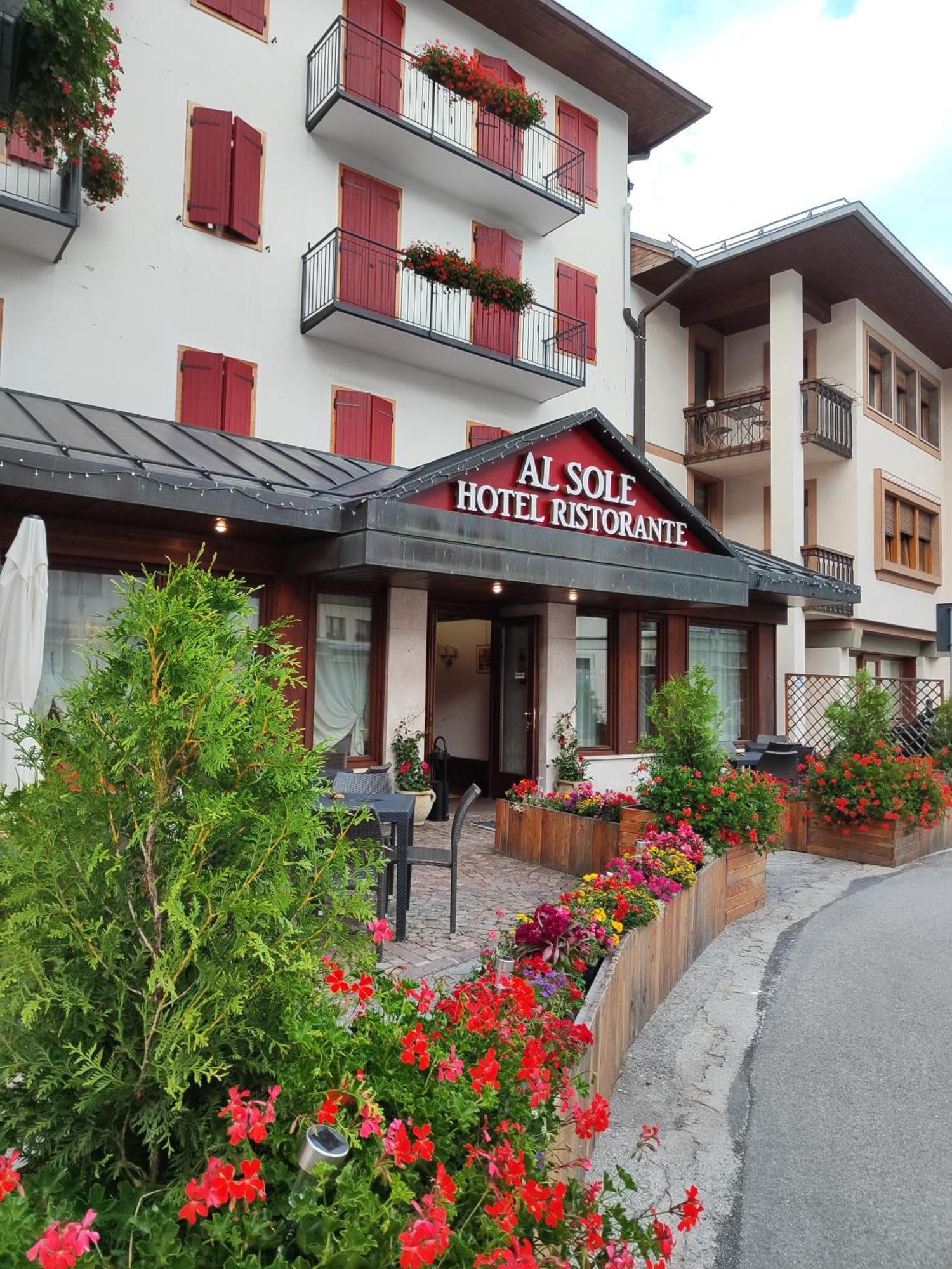 Al Sole Hotel Ristorante Dal 1870 Pieve di Cadore Exterior foto